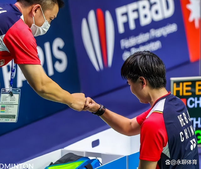 法国队鏖战印尼队，安赛龙带队取胜