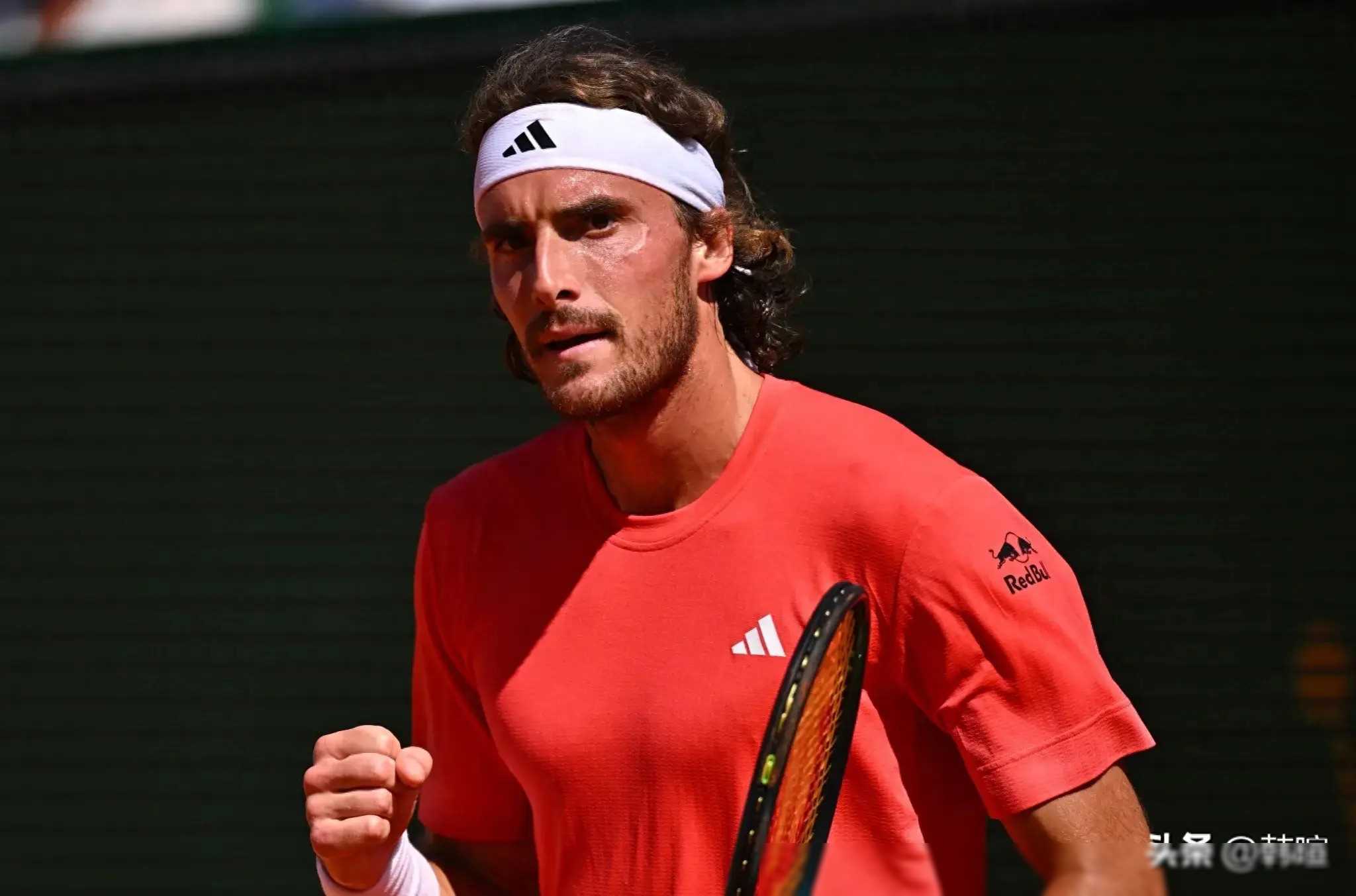 年终总决赛横扫戴维斯杯，西西帕斯扛起全队的简单介绍