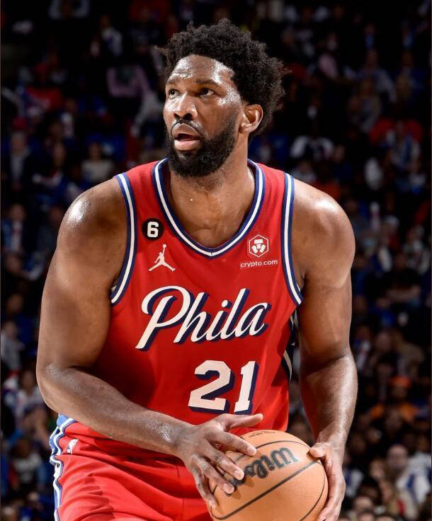 山东队轻取浙江队，恩比德统治全场的简单介绍