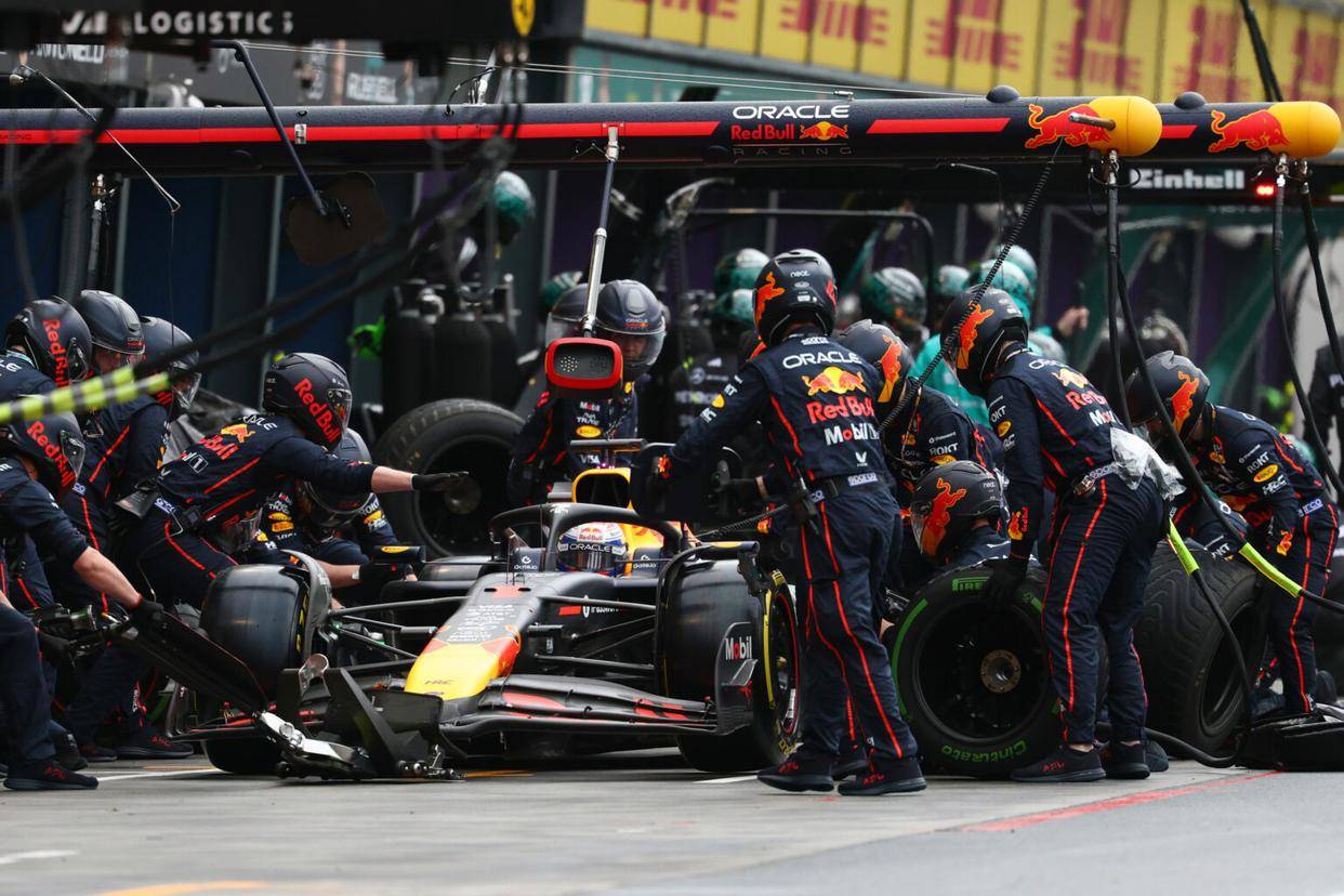 红牛二队翻盘红牛车队,诺里斯带队取胜 红牛二队翻盘红牛车队,诺里斯带队取胜