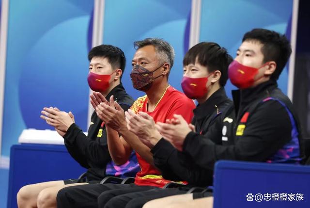 英格兰队鏖战德国队,马龙统治全场 英格兰队鏖战德国队,马龙统治全场